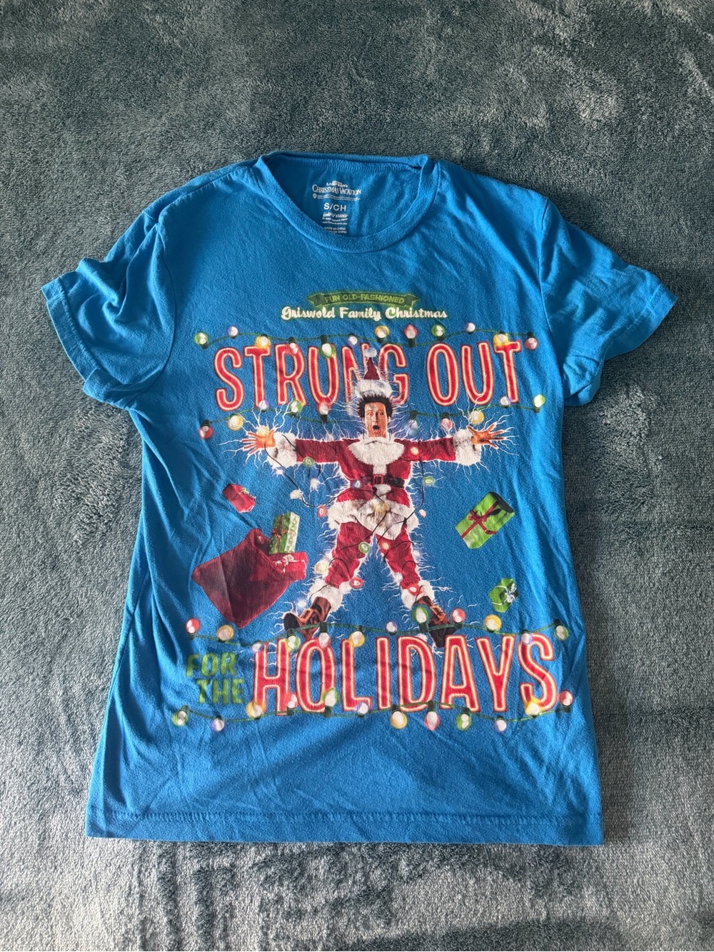 Blue 'Strung Out for the Holidays' Griswold Family Christmas T‑Shirt Size Small‎